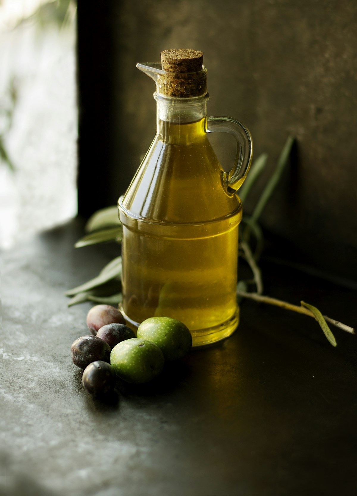 Huile végétale et ingrédients naturels en cuisine saine